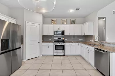 2006 Grow Lane, Austin, TX 78754 - Photo 9