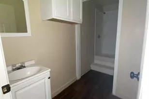 514 Ruddy St, Lockhart, TX 78644 - Photo 7