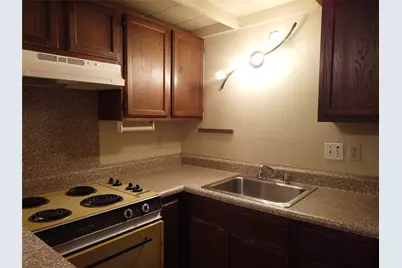 1000 W 26th Street #209, Austin, TX 78705 - Photo 9