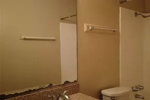 1000 W 26th St, Austin, TX 78705 - Photo 11