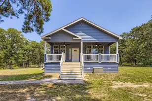 260 Dickerson Ln, Elgin, TX 78621 - Photo 3