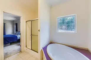 260 Dickerson Ln, Elgin, TX 78621 - Photo 19