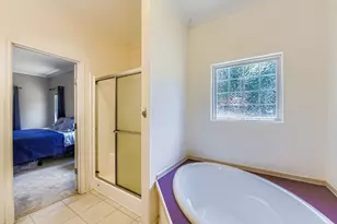 260 Dickerson Ln, Elgin, TX 78621 - Photo 19