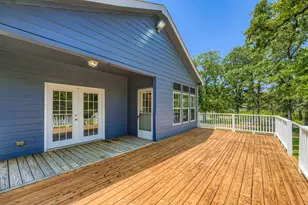 260 Dickerson Ln, Elgin, TX 78621 - Photo 25