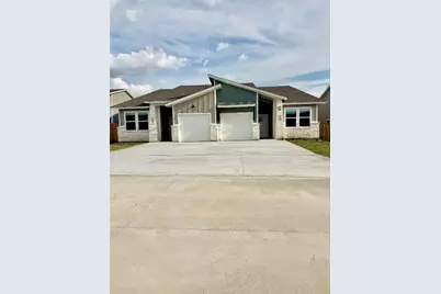 104 Zayd Court #B, Jarrell, TX 76537 - Photo 1