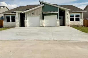 104 Zayd Ct, Jarrell, TX 76537 - Photo 1