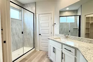 104 Zayd Ct, Jarrell, TX 76537 - Photo 13