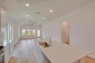 102 Malibu, Hutto, TX 78634 - Photo 7
