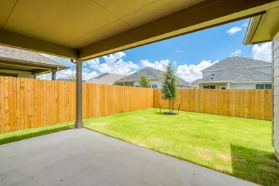 102 Malibu, Hutto, TX 78634 - Photo 25