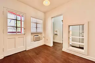 1408 Kirkwood Rd, Austin, TX 78722 - Photo 3