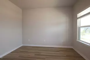 12004 Dillon Fls Dr, Austin, TX 78747 - Photo 13
