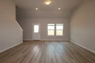 12004 Dillon Fls Dr, Austin, TX 78747 - Photo 9