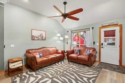 3015 Sunridge Drive, Austin, TX 78741 - Photo 11