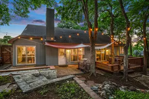 3015 Sunridge Dr, Austin, TX 78741 - Photo 35