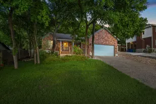 3015 Sunridge Dr, Austin, TX 78741 - Photo 39