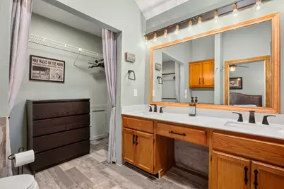 3015 Sunridge Drive, Austin, TX 78741 - Photo 29