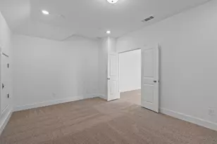 1724 Snowdrop Dr, Georgetown, TX 78628 - Photo 31