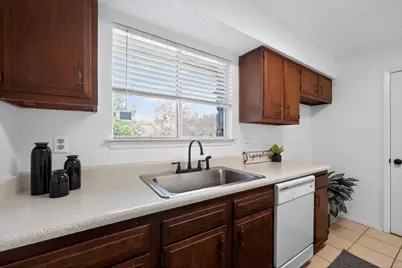 9709 Meadowheath Drive, Austin, TX 78729 - Photo 5