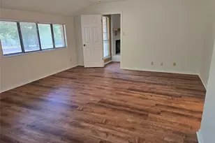 142 Kamakoa Ln, Bastrop, TX 78602 - Photo 15