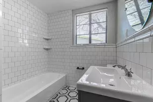 3904 Maplewood Ave, Austin, TX 78722 - Photo 11