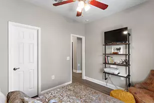 914 Bret Ln, Austin, TX 78721 - Photo 23