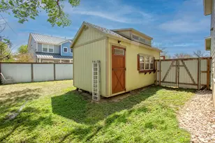 914 Bret Ln, Austin, TX 78721 - Photo 27
