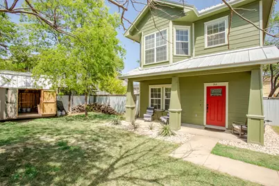 914 Bret Lane, Austin, TX 78721 - Photo 3