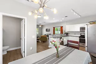 914 Bret Ln, Austin, TX 78721 - Photo 17