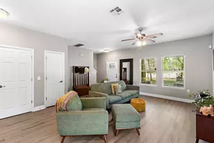 914 Bret Ln, Austin, TX 78721 - Photo 7