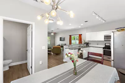 914 Bret Lane, Austin, TX 78721 - Photo 13
