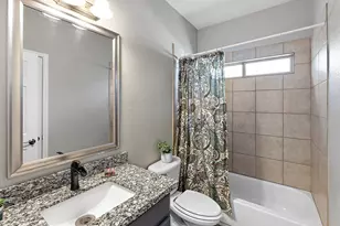 914 Bret Ln, Austin, TX 78721 - Photo 19