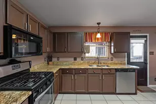 103 Ryan Cove, Hutto, TX 78634 - Photo 5