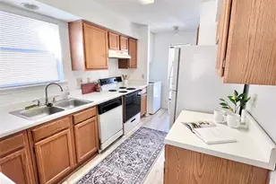 2450 Wickersham Ln, Austin, TX 78741 - Photo 5
