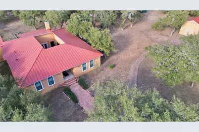 450 Windmill Oaks Drive, Wimberley, TX 78676 - Photo 33