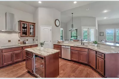 303 Palos Verdes Drive, Lakeway, TX 78734 - Photo 7