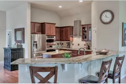 303 Palos Verdes Drive, Lakeway, TX 78734 - Photo 9