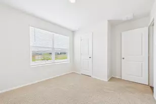 1012 Betsy Dr Dr, Seguin, TX 78155 - Photo 3