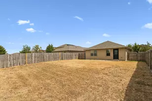 505 Pinnacle Dr, Georgetown, TX 78626 - Photo 23