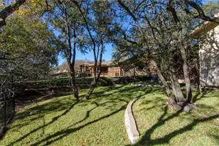 1353 Lost Creek Blvd, Austin, TX 78746 - Photo 33