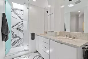 5706 Highland Hills Cir, Austin, TX 78731 - Photo 9