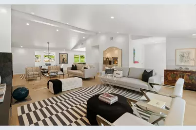 5706 Highland Hills Circle, Austin, TX 78731 - Photo 3