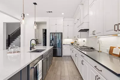 1078 Gato Del Sol Avenue, Austin, TX 78737 - Photo 13