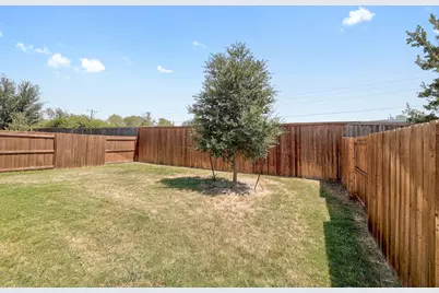 6111 Dumfries Lane, Austin, TX 78744 - Photo 27