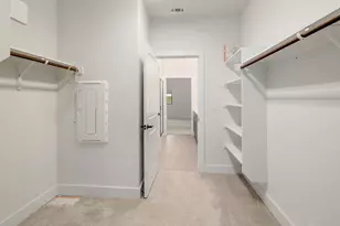 6111 Dumfries Ln, Austin, TX 78744 - Photo 17