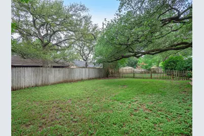 3609 Oak Creek Drive, Austin, TX 78727 - Photo 23