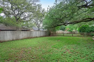 3609 Oak Creek Dr, Austin, TX 78727 - Photo 23