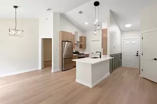 8814 United Kingdom Dr, Austin, TX 78748 - Photo 7