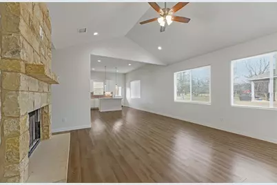 135 Koele Court, Bastrop, TX 78602 - Photo 5