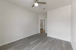 135 Koele Ct, Bastrop, TX 78602 - Photo 15