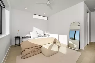 3406 E 17th St, Austin, TX 78721 - Photo 13